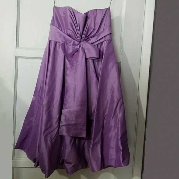 🎉HP 🎉 Lavender Strapless Bubble Prom Dress - Picture 1 of 4